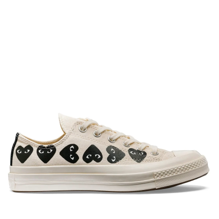 Converse Mehrfarbige Herzen Low Weiß
